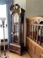 Ridgeway grandfather clock 7' glass sided
