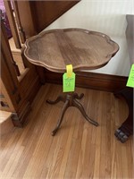 antique clover leaf table