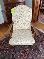 Queen Anne style hardwood arm chair