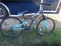 Huffy Shimano Trail Runner 18 Speed Bicycle