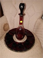 Decanter and 6 matching glasses