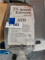 7 1/2 Ansell Edmont Gloves New In Package