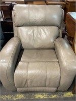 Southern Motion Electric Leather Tan Recliner