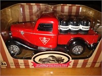 50's Camion Ford Canadian Tire