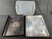 Assorted Baking Sheets & Broiling Pan