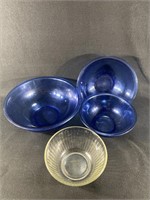 Pyrex Blue Mixing Bowls