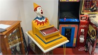 ORIGINAL CARNIVAL LAUGHING CLOWN BALL GAME CIRCA