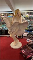 MARILYN MONROE LIFE SIZE STATUE 170CM TALL