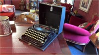 REMMINGTON PORTABLE TYPEWRITER