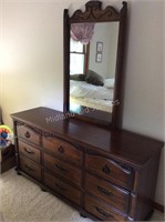 9 Drawer Dresser with Mirror
