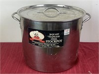 Stainless steel stock pot.