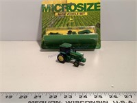John Deere microsize farm vehicle set and one