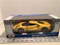 Maisto 2017 Ford GT special edition 1/18 scale