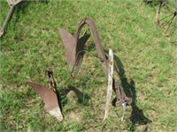 Antique middle buster, small turning plow