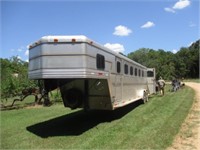 Sidekick 26' 5-horse aluminum trailer w/tack room