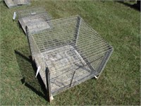 2'x2' wire cage w/tray