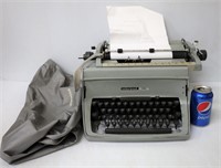 Underwood Touch Master 5 Typewriter Works w Cover