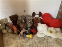 Stuffed Animals (Living Room)