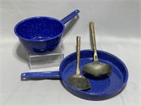Assorted Graniteware Items