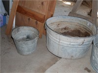 Vintage Galvanized Wash Tub & #10 Bucket