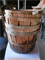 Vintage Wood Bushel Baskets - Lot of 4