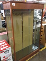 Large Wood/Glass Display Cabinet w glass shelves