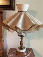 Vintage Hobnail Milk Glass & Brass Granny Lamp 2/2