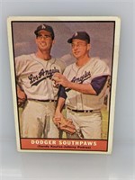 1961 Topps #207 Sandy Koufax Dodgers Southpaws