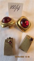 Two pair vintage cuff links