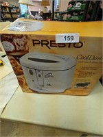 Presto Cool Daddy Cool-touch Deep Fryer