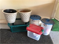 Storage w/ Lids /  Planters