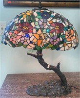 Stained glass table lamp - bronzed metal tree