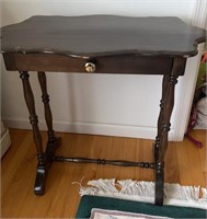 Single Drawer Table