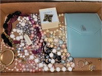 Costume jewelry lot