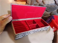 HD Velvet Lined Jewelry Box - 9"Wx4"Dx2"H