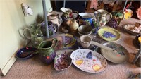 Approximately 25 Pieces of Pottery/Diningware
