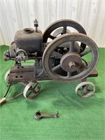 Sandwich 2 1/2 HP with cart and hand crank.