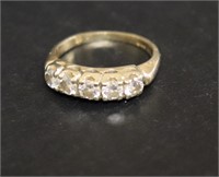 14K Gold 5-Diamond Band Ring