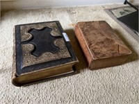 1800’s Polyglott bible and Holy Bible reference