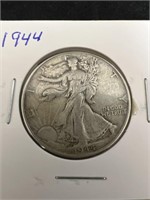 1944 HALF DOLLAR