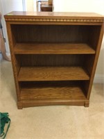 Adjustable wooden shelf (heavy)