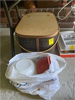 Large Picnic Basket with Plates and Tupperware