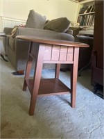 Round End Table