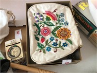 Flower Embroidered Purse