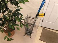 Umbrella Stand with Grabbers