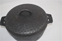Antique Hammered Cast Iron Dutch Oven #8