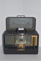 Vintage Zenith Trans Oceanic Wave Radio. Magnet