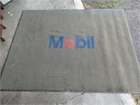 MOBIL OIL 6' X 8' AREA RUG, USED CONDITION
