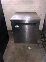 Defield 405-Star2 27" Undercounter Refrigerator