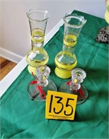 2 candleholders and 2 vases
